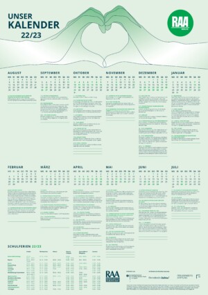 Das Bild zeigt oben zwei Hände die so geformt sind dass beide aneinander ein Herz bilden. Daneben steht Unser Kalender 2022-2023. Unter den Händen und dem Titel ist ein Kalender abgebildet