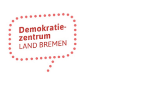 Auf der linken Seite des Bildes ist eine Sprechblase zu sehen. Die Sprechblase befindet sich auf einem weißen Hintergrund und besteht aus roten Punkten. In der Sprechblase steht in roter Schriftfarbe "Demokratie-zentrum LAND BREMEN". Das Bild gehört zum Fachvortrag "Die Verknüpfung antimuslimisch-rassismuskritischer und antisemitismuskritischer Bildungsarbeit".