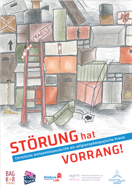 Das Cover von Störung hat Vorrang! zeigt eine gemalte Wand, an der ein Regal mit vielen Regaltüren und eine angelehnte Leiter zu sehen ist.