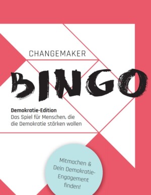 Der Hintergrund des Titelbildes ist rot. Darauf wird ein sehr großer weißer Pfeil abgebildet, der fast die ganze Seite auskleidet. Der Pfeil wird durch feine, rote Linien in große geometrische Formen wie beispielsweise ein Quadrat oder ein Dreieck unterteilt. Oben auf dem Pfeil steht Changemaker. Darunter steht in sehr großer vermeintlich händischer Schrift Bingo. Es folgt der Untertitel: Demokratie Edition. Das Spiel für Menschen, die die Demokratie stärken wollen. Unten ist mittig ein hell-türkiser Kreis mit der Schrift: Mitmachen & Dein Demokratie-Engagement finden!