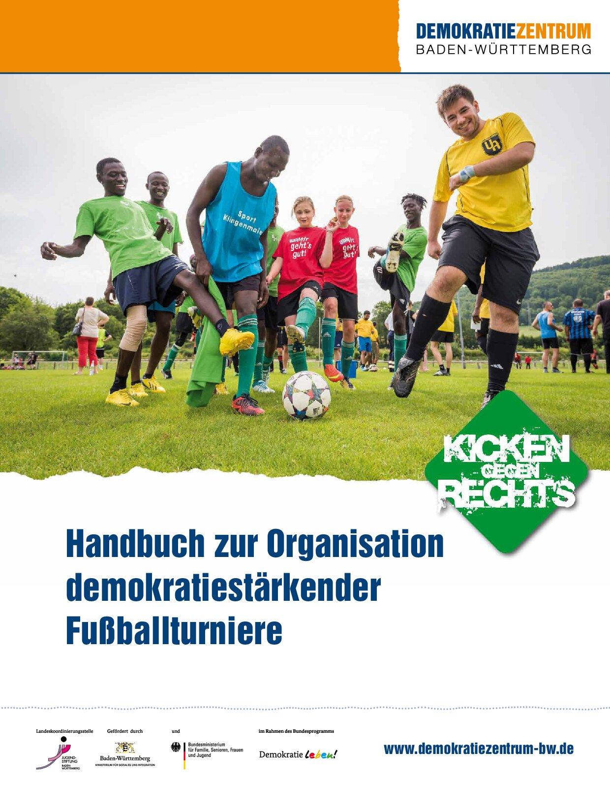 Cover von Kicken gegen Rechts. Handbuch zur Organisation demokratiestärkender Fußballturniere